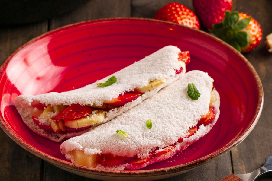 “Panqueca proteica com frutas e whey, ideal para quem faz CrossFit”