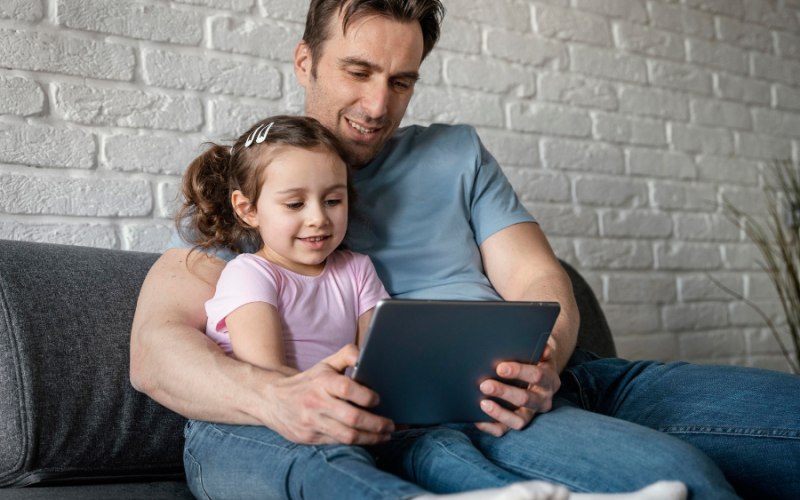 Como Ensinar Crianças a Usar a Tecnologia de Forma Saudável